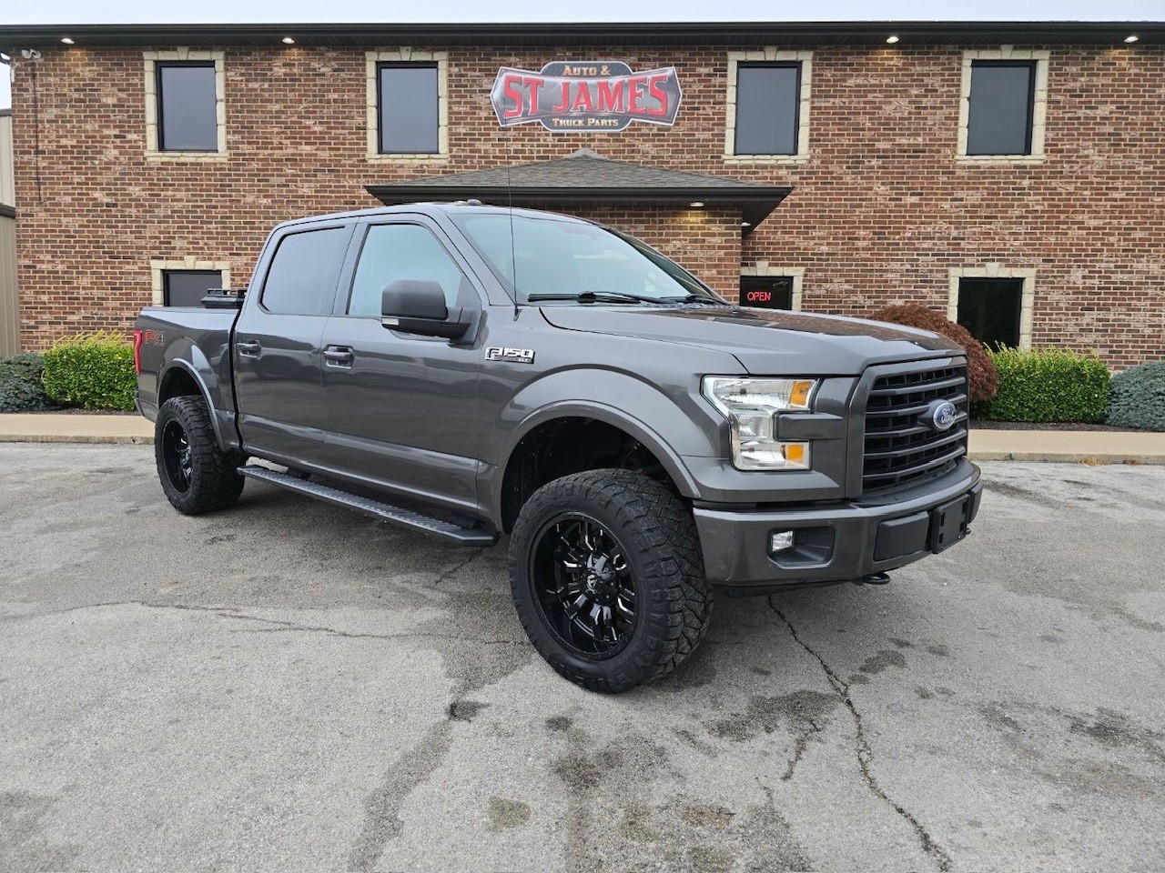 2017 Ford F-150 XLT